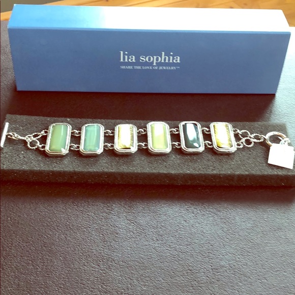 Lia Sophia bracelet - Picture 1 of 2